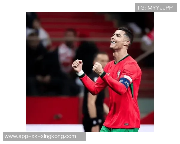 C罗分享葡萄牙队训练瞬间全力备战世预赛坚定信念不负使命