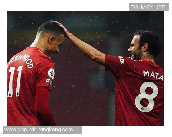 今日趣图:威尔科克斯与贝拉达频频出镜是否暗示曼联新帅人选 今日趣图:威尔科克斯与贝拉达频频出镜是否暗示曼联新帅人选